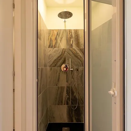 Апартаменты Brand New Stylish Principe Real With Patio *