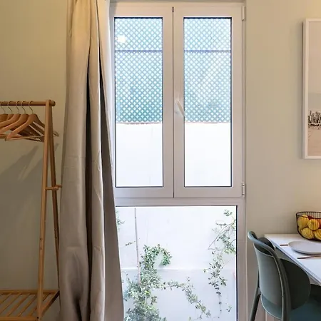 Brand New Stylish Principe Real With Patio ליסבון