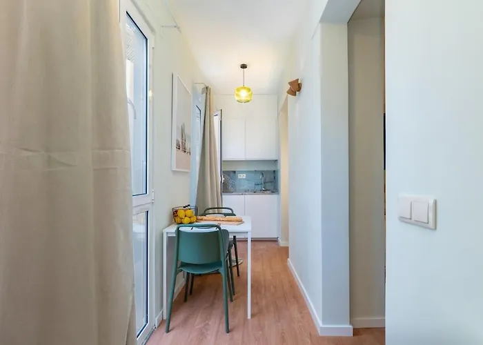 Brand New Stylish Principe Real With Patio Διαμέρισμα Lisboa